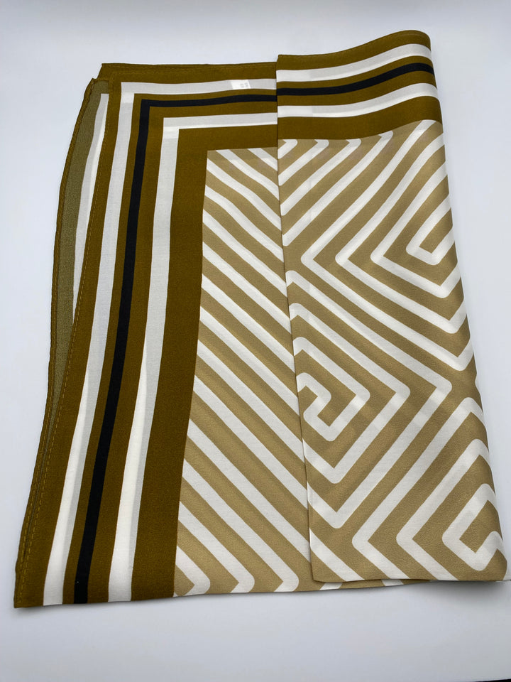 Premium Silk Square Scarf – Geometric Minimal Neck &amp; Hair Style